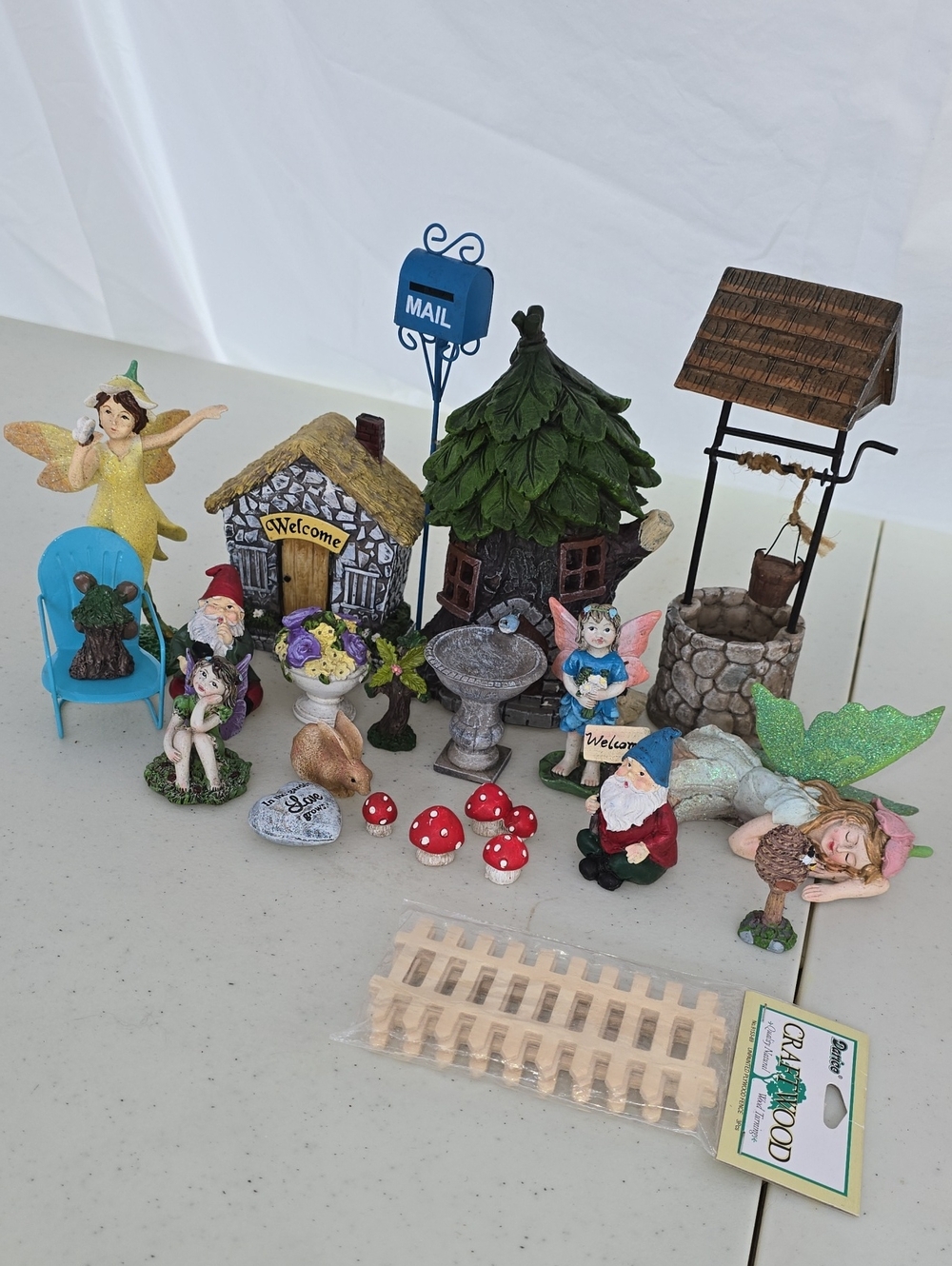Fairy Garden Miniature Set - Green, Blue, Red, Brown